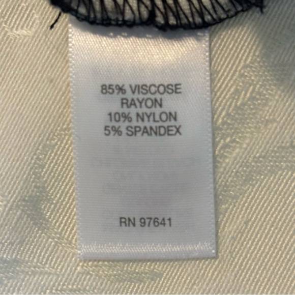 J. Jill Ponte Pencil Paisley, Size Medium - Picture 8 of 9